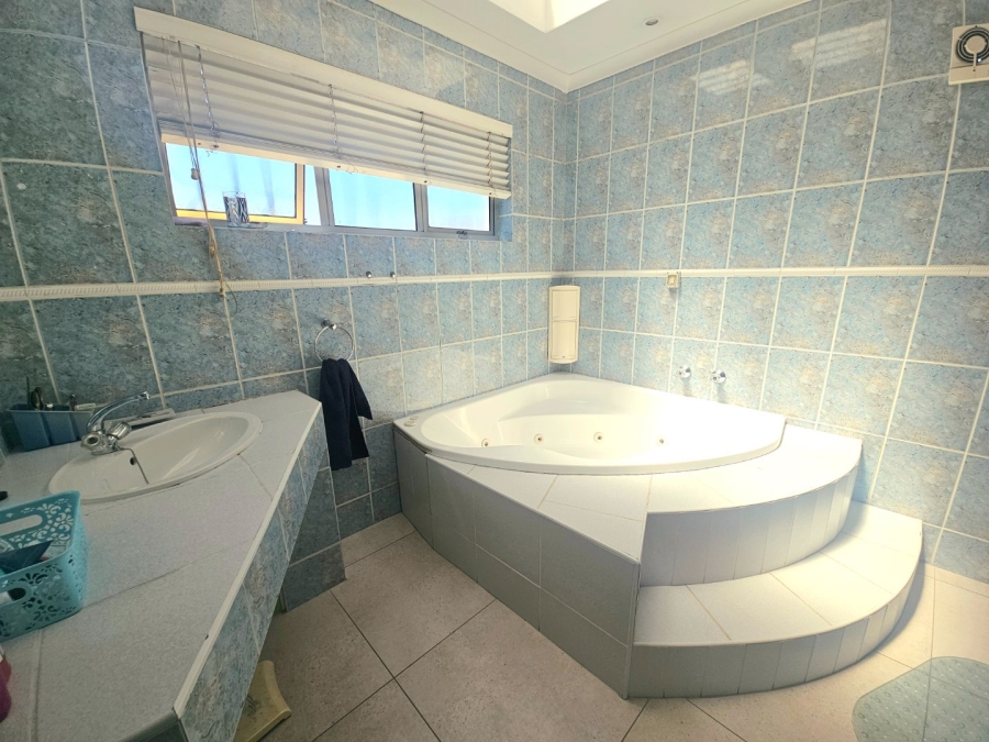 3 Bedroom Property for Sale in Colorado Park Western Cape